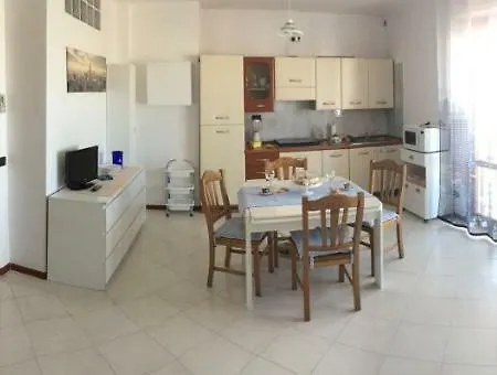 Viale Europa 15a Apartment *